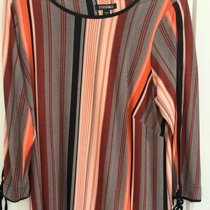 Roz & Ali, Beautiful Fall/Winter top, Size 1X, runs smaller